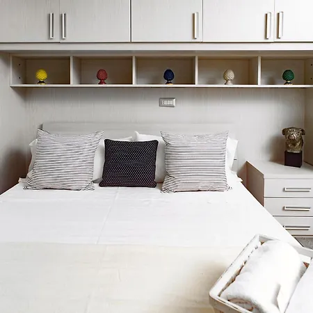Residenza Flegrea 2* Naples