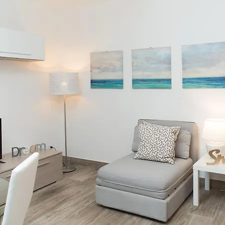 Residenza Flegrea Naples