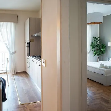 レジデンツァ フレグレア アパートホテル