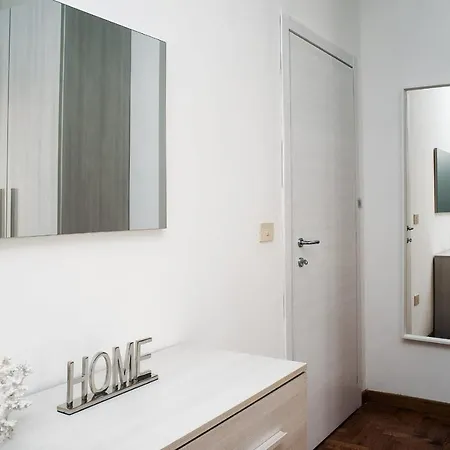 アパートホテル レジデンツァ フレグレア