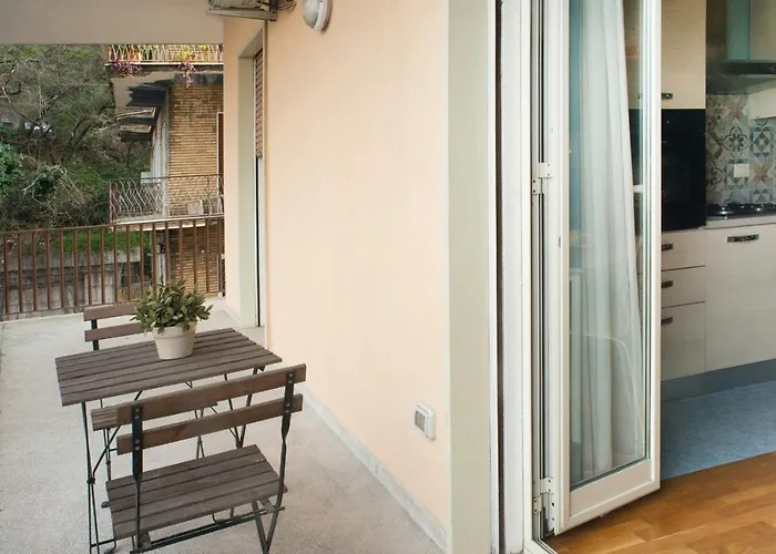 Residenza Flegrea 아파트호텔 나폴리